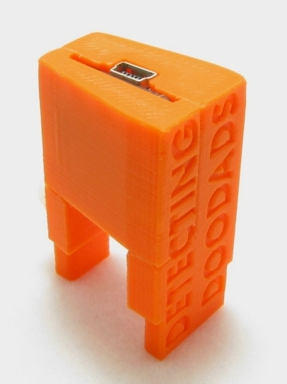 orange charge clip.JPG