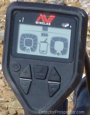 minelab-gold-monster-1000-control-panel-display.jpg